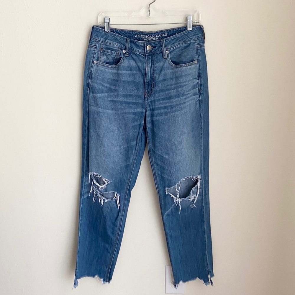 American Eagle Hi-Rise Tomgirl Jeans - Picture 16 of 16